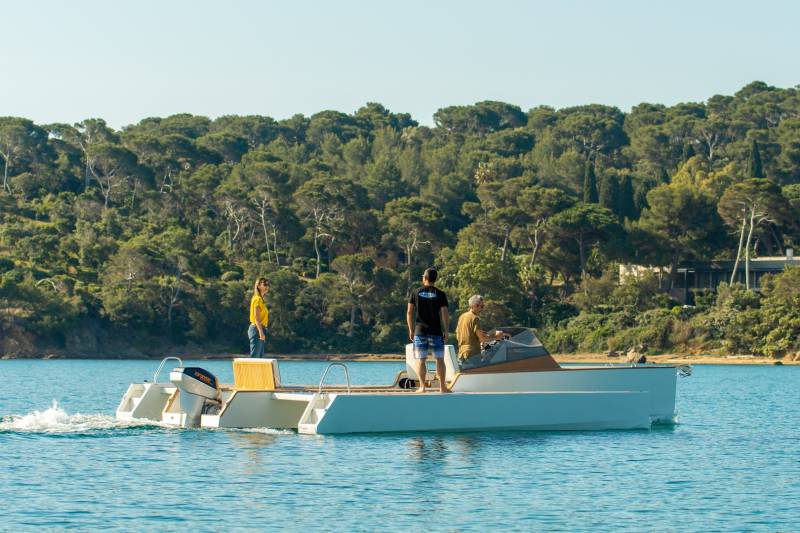 Explore Florida's Waters with Orphie Electric Boats